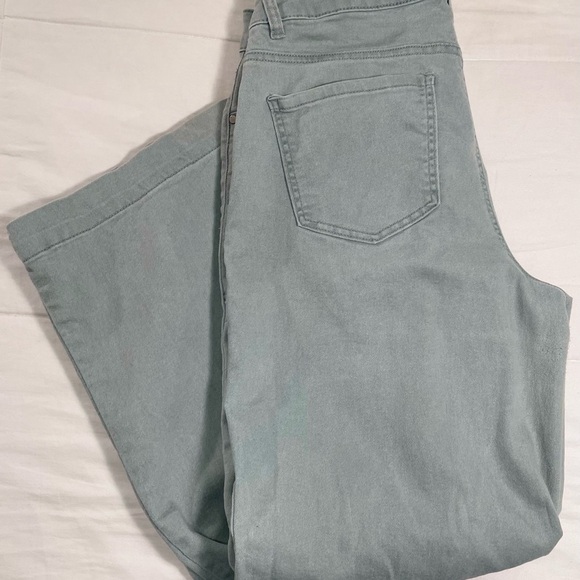 d. jeans Women’s Gray-Green Jeans - Picture 2 of 5